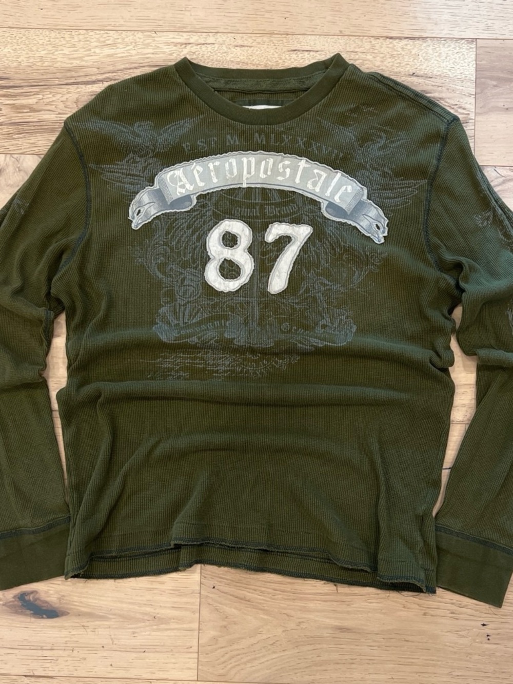 vintage y2k aeropostale olive green grunge graphic thermal waffle knit